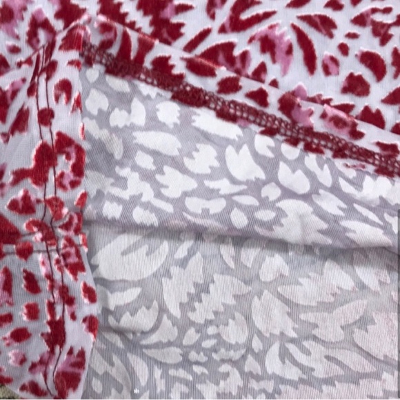 Free People (We The Free ) Velour Top Size Medium - Picture 10 of 15